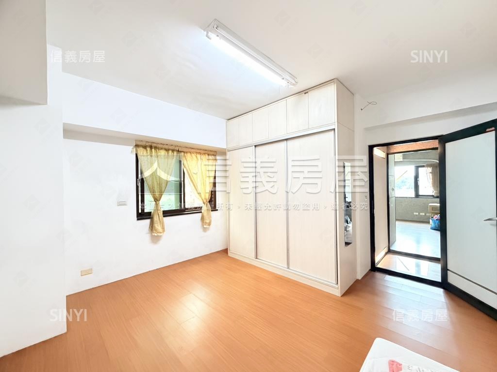 逸境河景質感舒適豪邸房屋室內格局與周邊環境