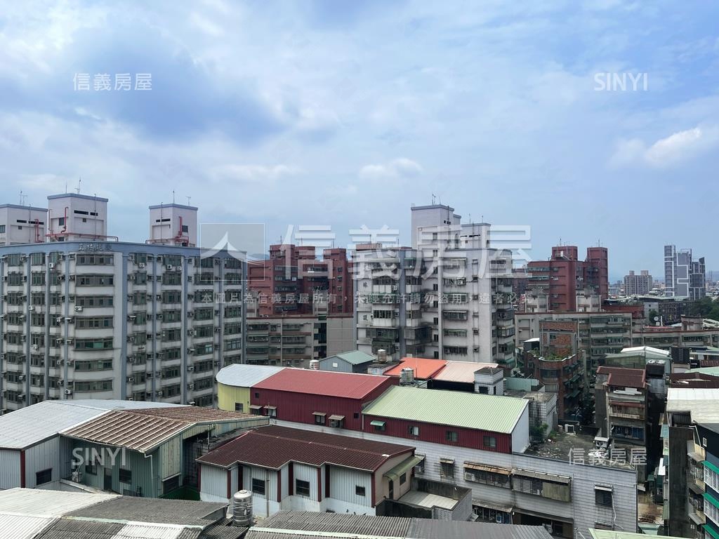 板橋大學城精美電梯三房房屋室內格局與周邊環境