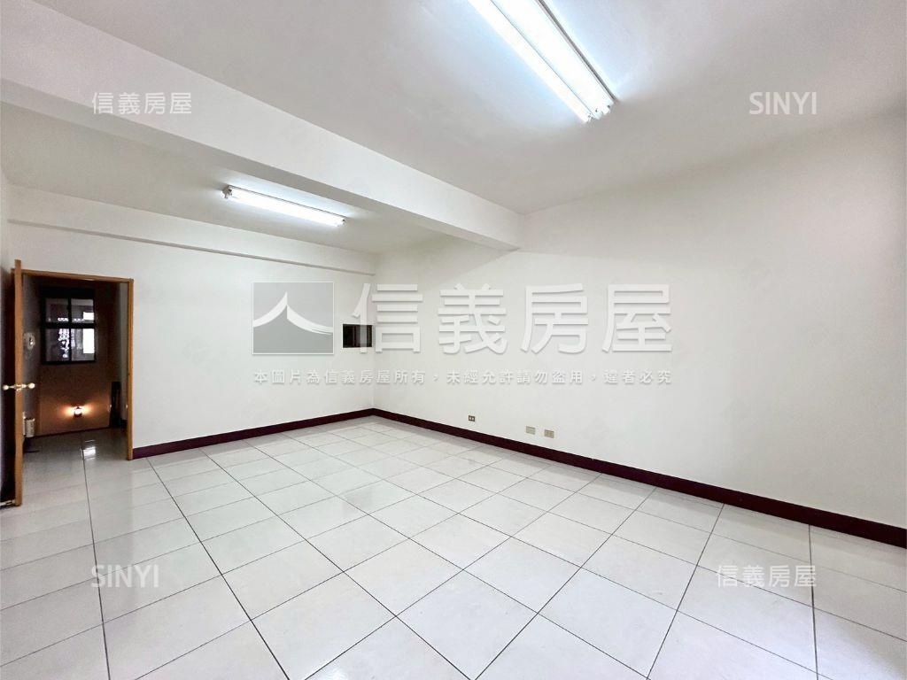 西區熱鬧透店房屋室內格局與周邊環境