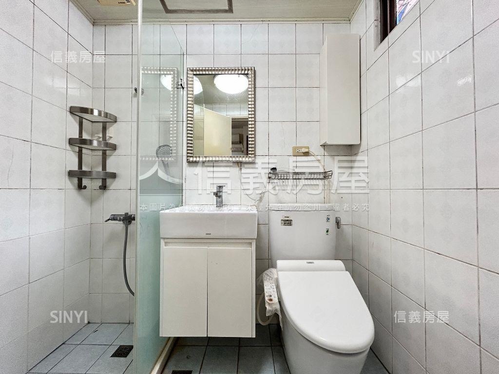 大台中新市三房車位高樓讚房屋室內格局與周邊環境