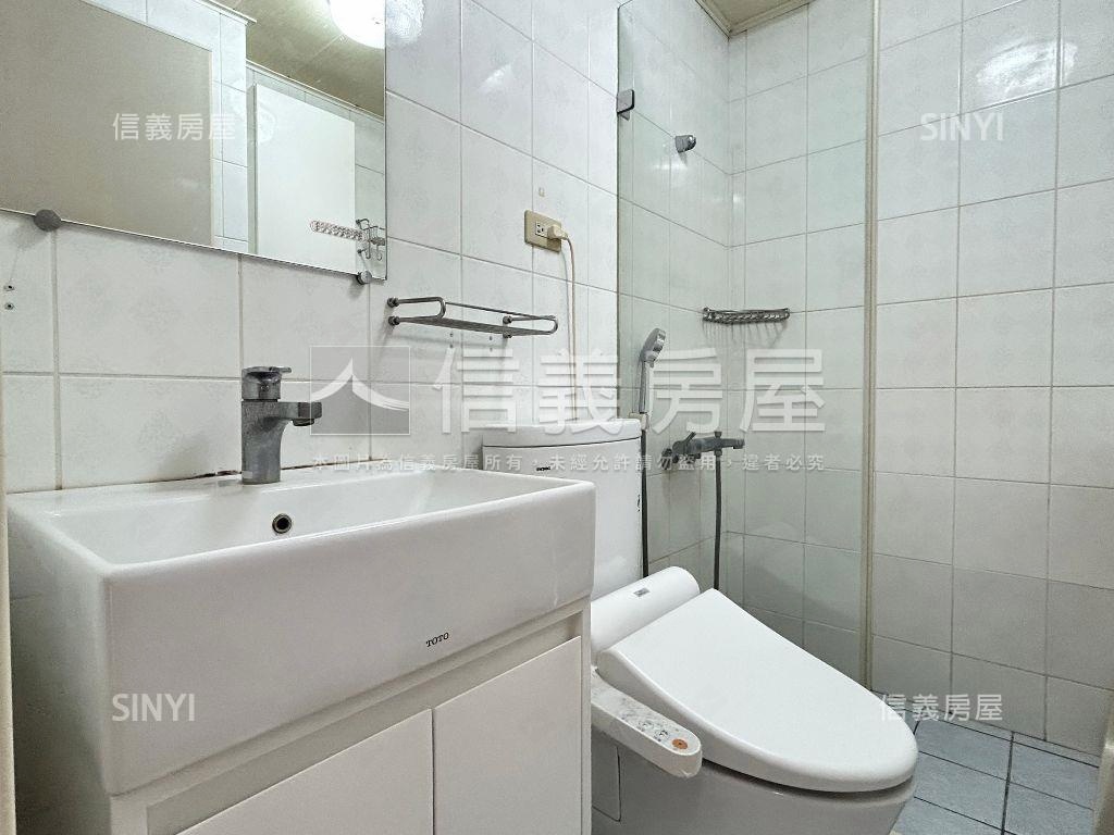 大台中新市三房車位高樓讚房屋室內格局與周邊環境