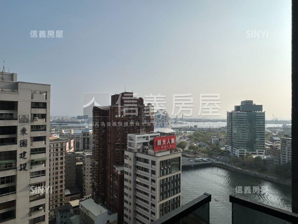 亞灣愛河高樓景觀溫馨兩房房屋室內格局與周邊環境