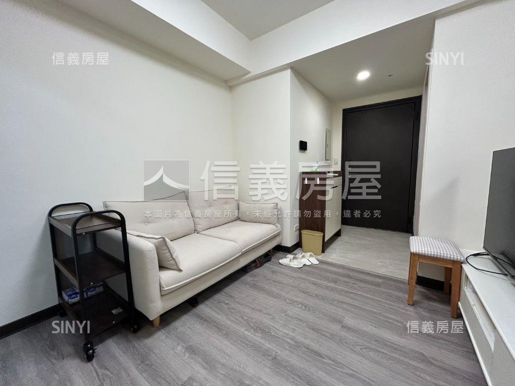 亞灣愛河高樓景觀溫馨兩房房屋室內格局與周邊環境