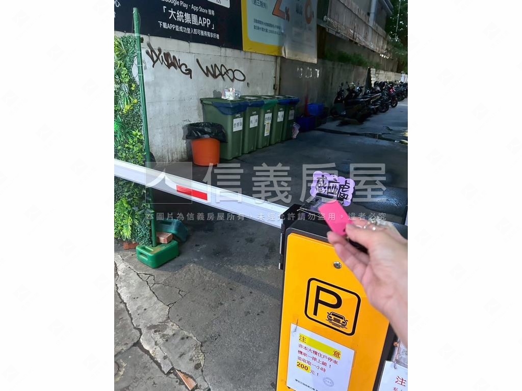 大立百貨旁便利美景房房屋室內格局與周邊環境