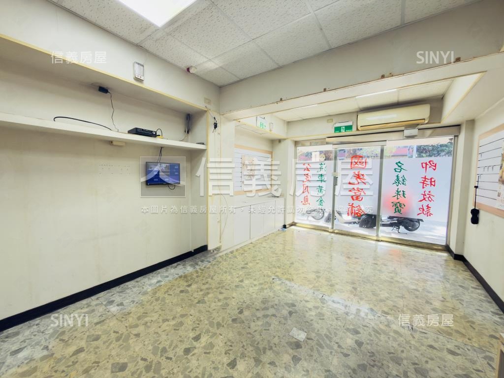 正馬路面寬黃金店面房屋室內格局與周邊環境