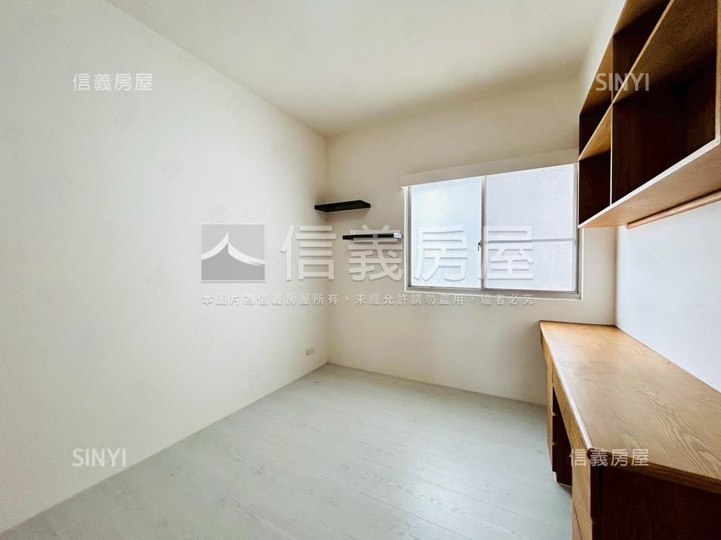 潤泰山河．稀有三房房屋室內格局與周邊環境