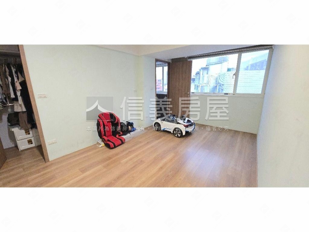 天母公園樹景美廈房屋室內格局與周邊環境