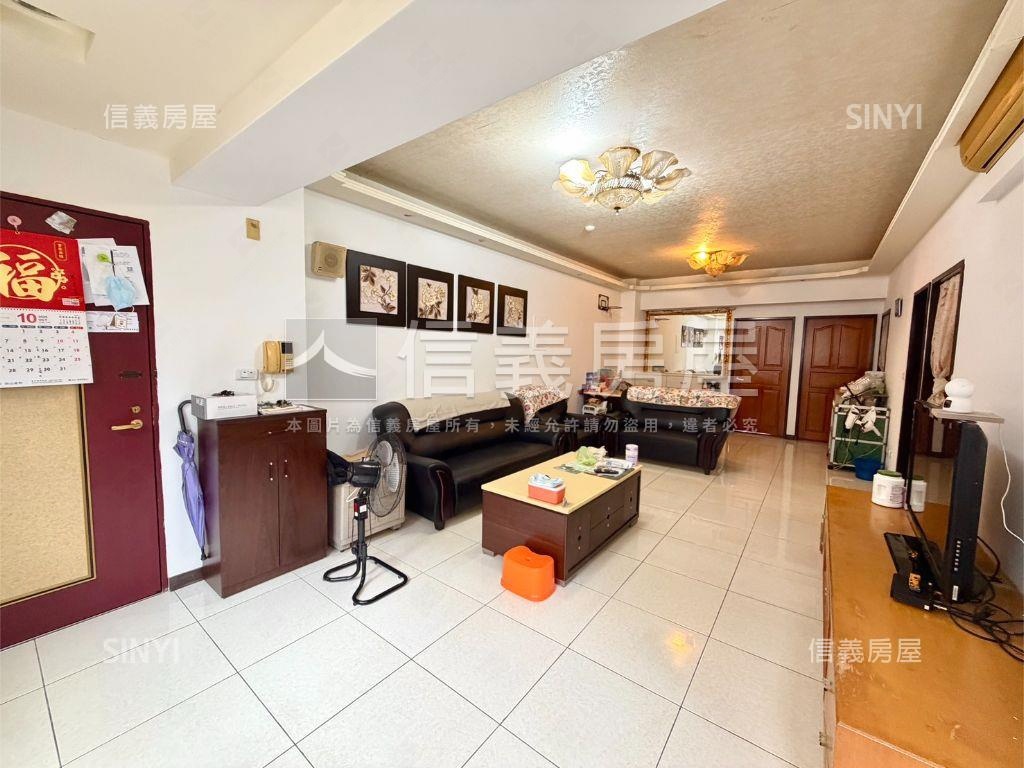 中山路三房車位房屋室內格局與周邊環境