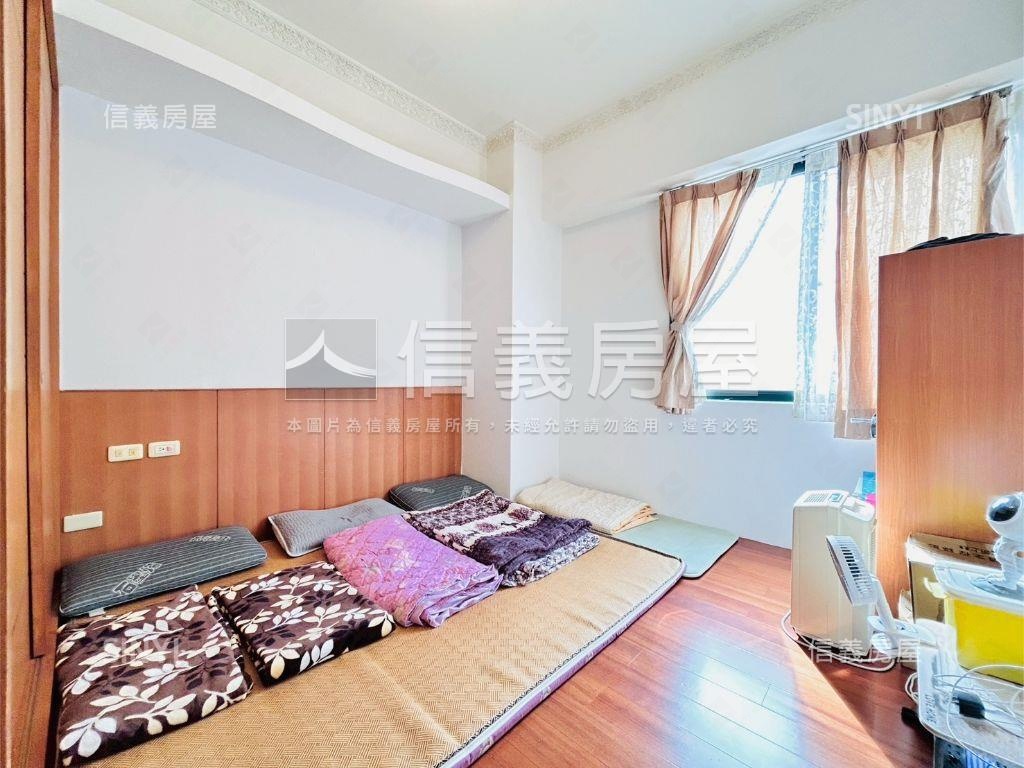 中山路三房車位房屋室內格局與周邊環境