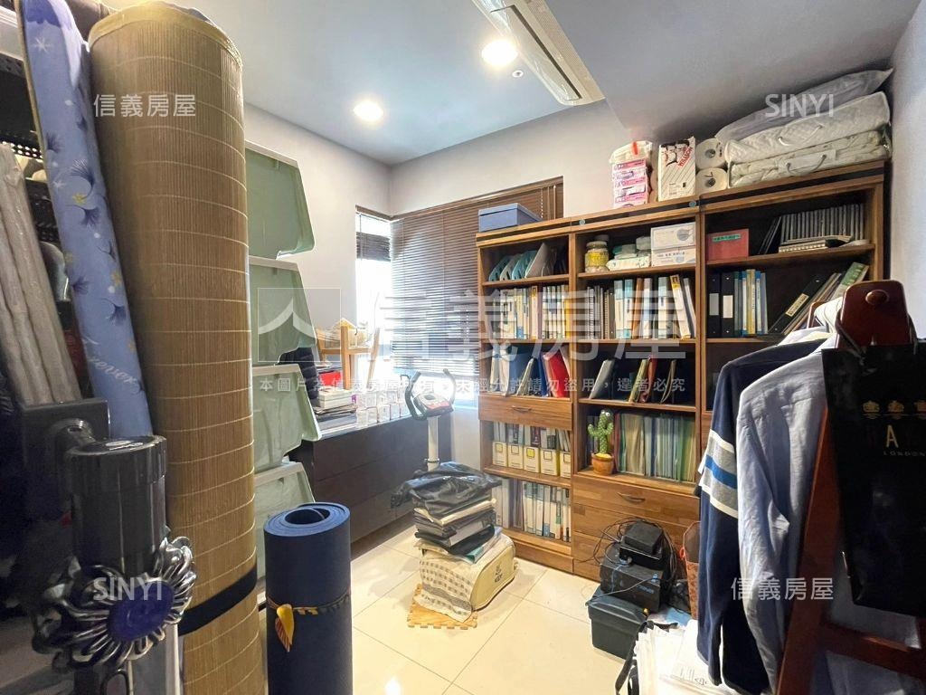 行情捷運宅｜世紀雙星｜夯房屋室內格局與周邊環境