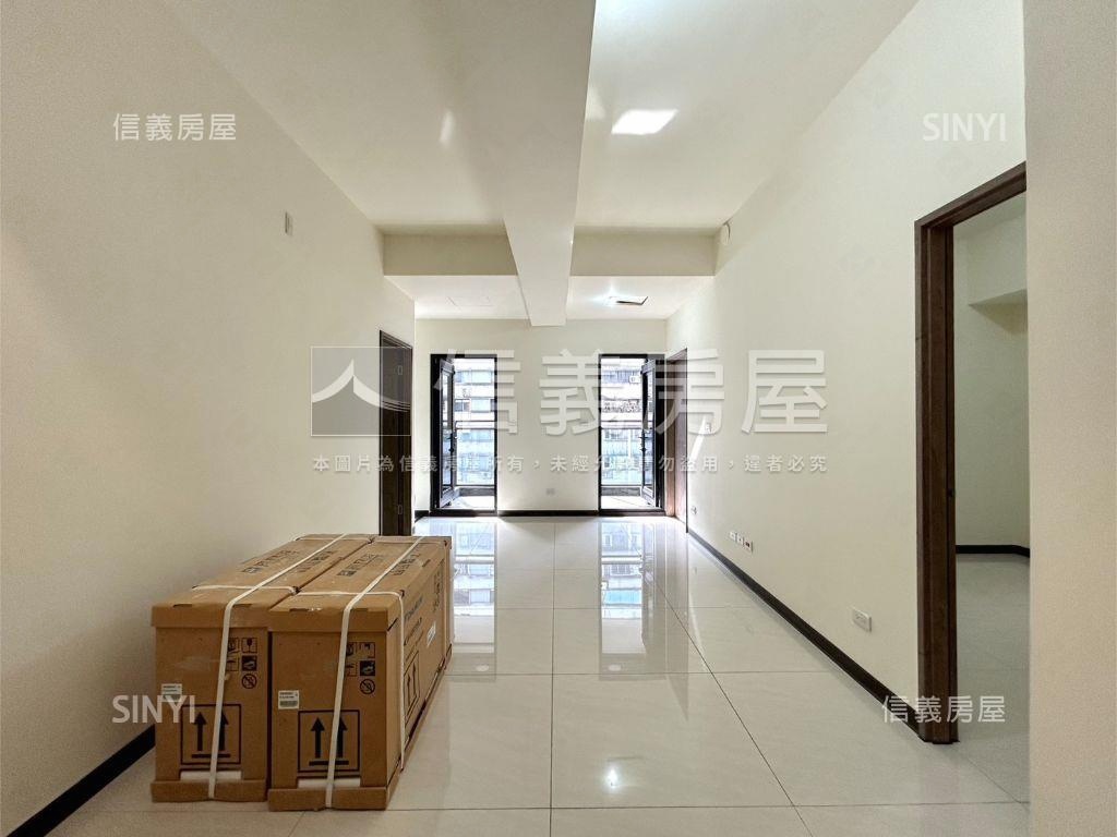 全新落成賦寓三房房屋室內格局與周邊環境