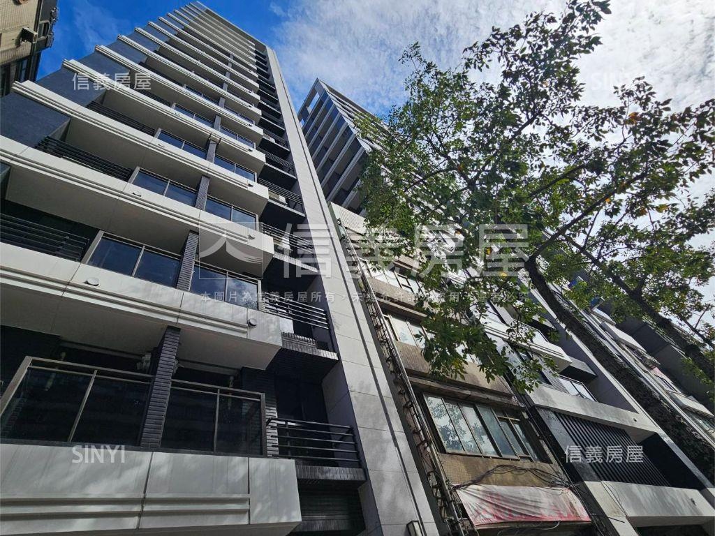 全新落成賦寓三房房屋室內格局與周邊環境