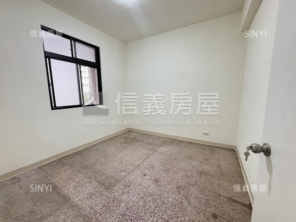 裕民路黃金二樓三房房屋室內格局與周邊環境