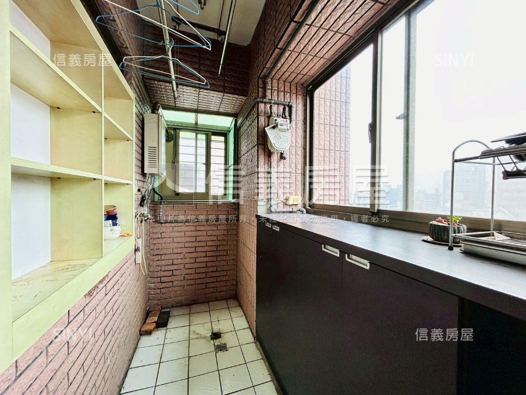 龍品高樓景觀三房平車美邸房屋室內格局與周邊環境