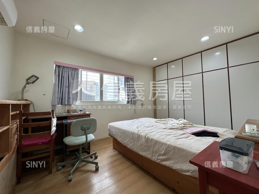 士林捷運靜巷大空間好屋房屋室內格局與周邊環境