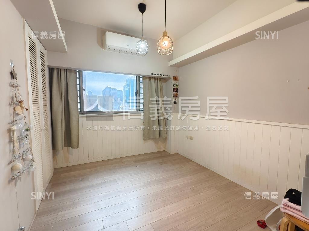 竹城景觀３＋１附車位房屋室內格局與周邊環境