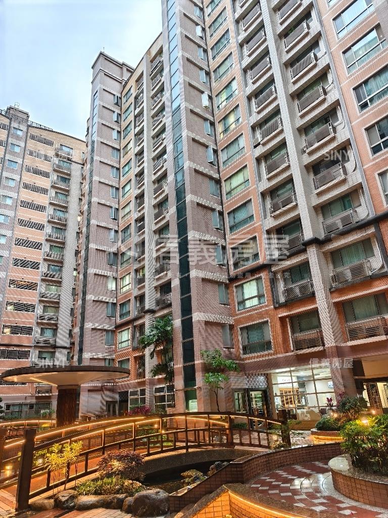 竹城景觀３＋１附車位房屋室內格局與周邊環境