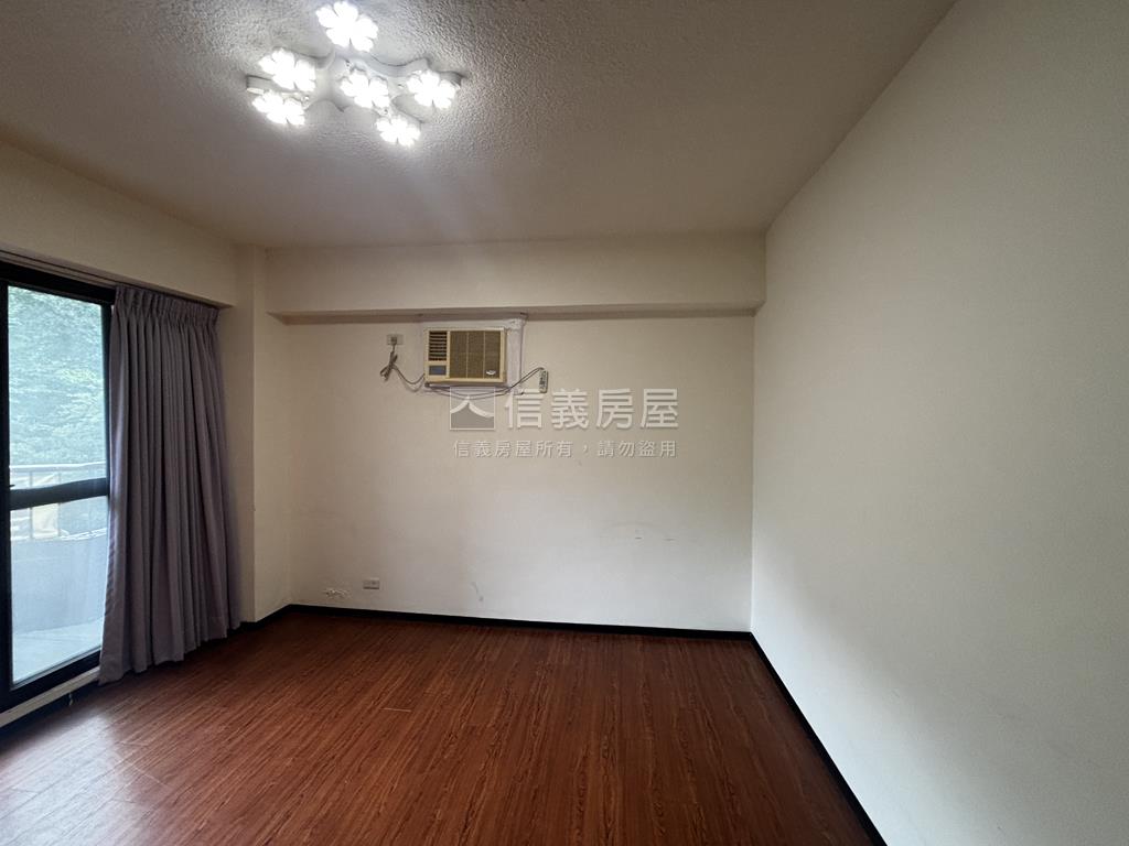 古道美廈山景４房房屋室內格局與周邊環境