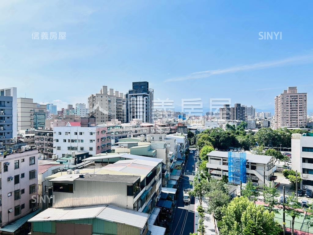 市府峰馥三房一室雙車位房屋室內格局與周邊環境