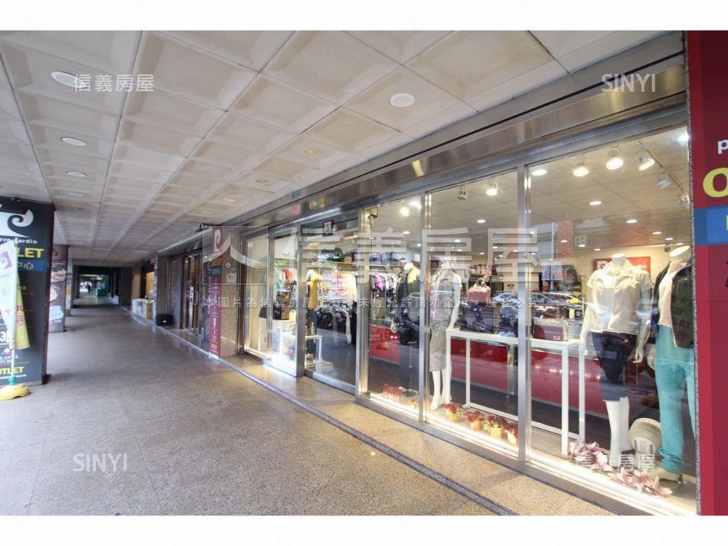 中山方正大面寬金店面房屋室內格局與周邊環境