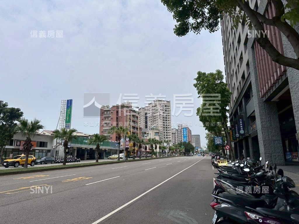 新月灣２＋１美屋尬平車位房屋室內格局與周邊環境
