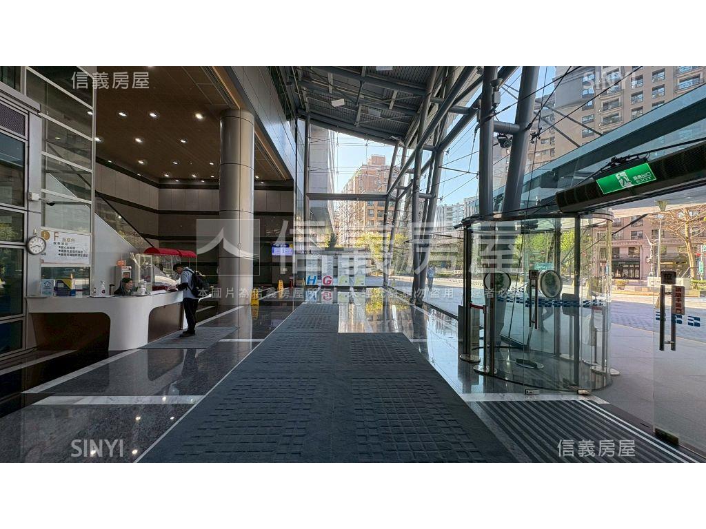 南軟高樓層辦公附車位房屋室內格局與周邊環境