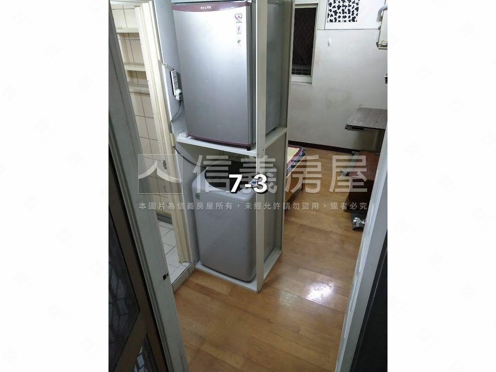 逢甲電梯１＋１套房Ｂ房屋室內格局與周邊環境
