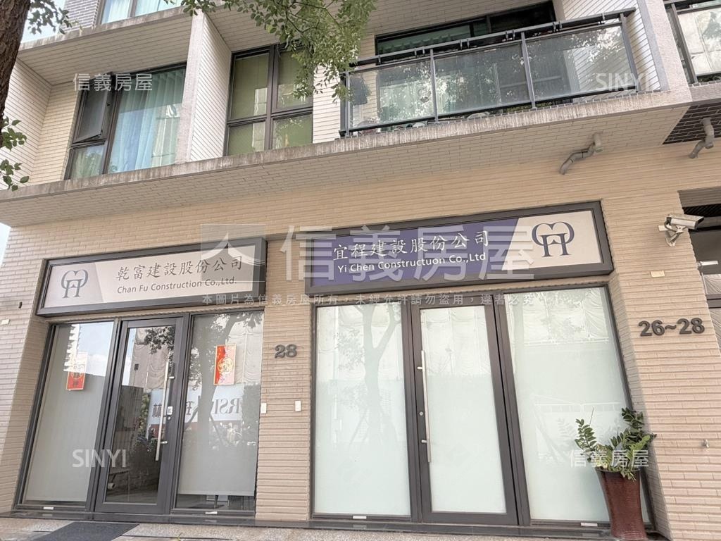 左岸低總價雙店面雙車位房屋室內格局與周邊環境