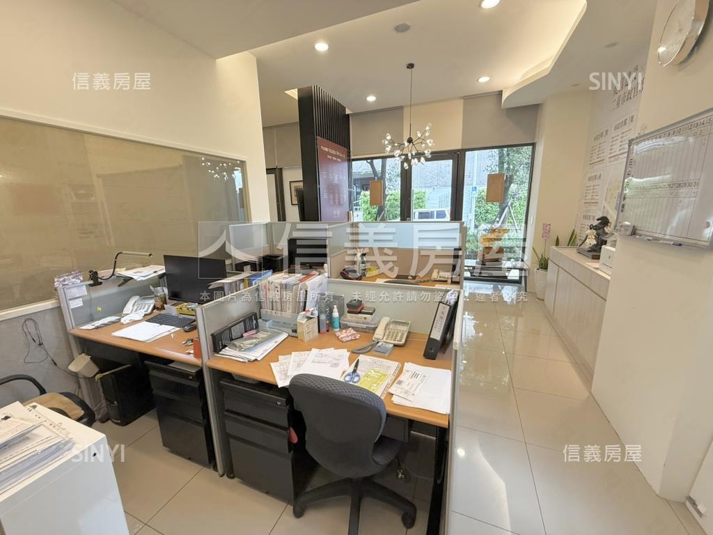 左岸低總價雙店面雙車位房屋室內格局與周邊環境