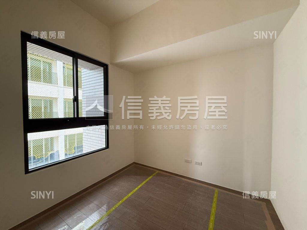 急售全新交屋三房平車房屋室內格局與周邊環境