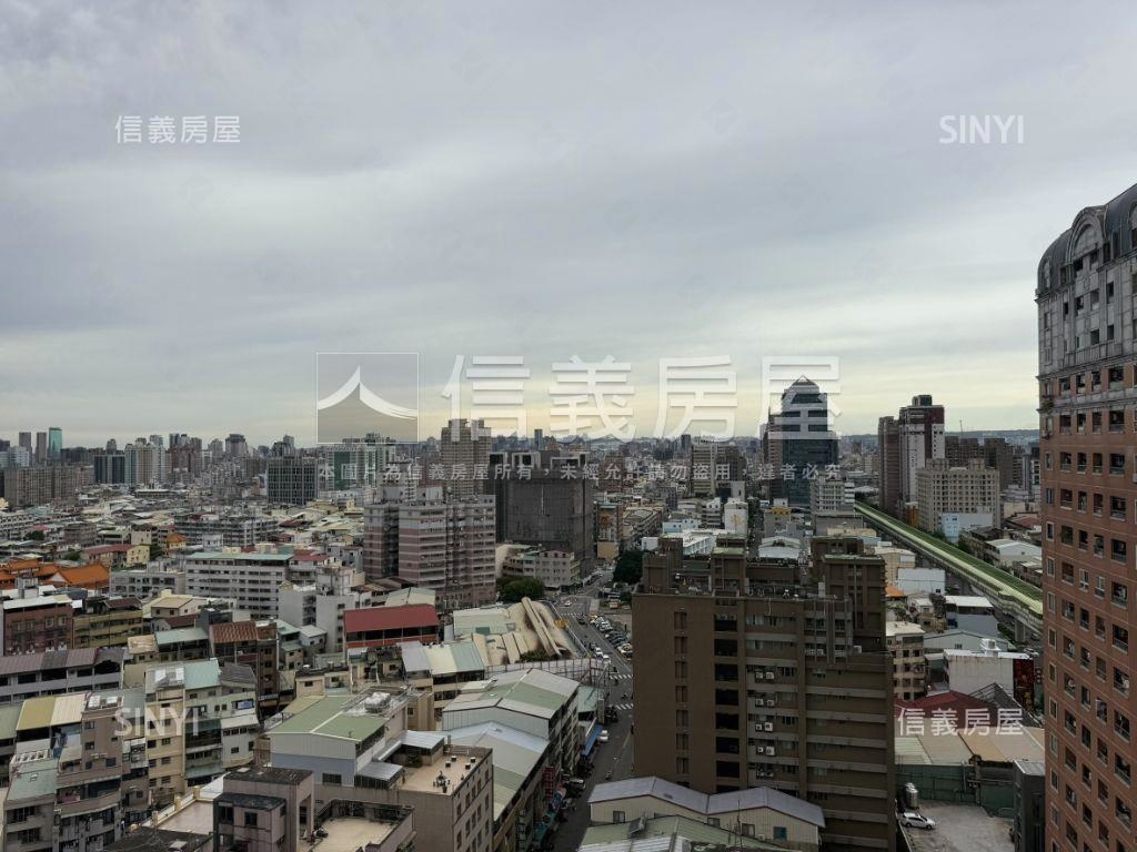 急售全新交屋三房平車房屋室內格局與周邊環境