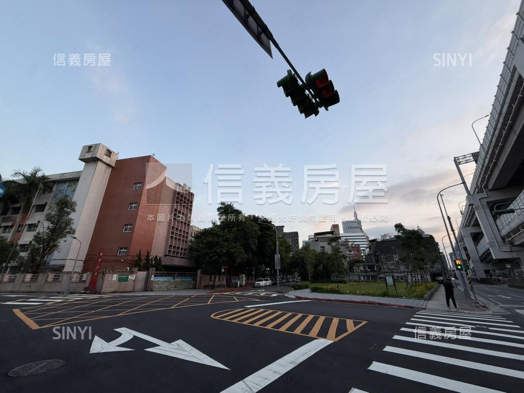 ⭐商業用地⭐發展性佳房屋室內格局與周邊環境