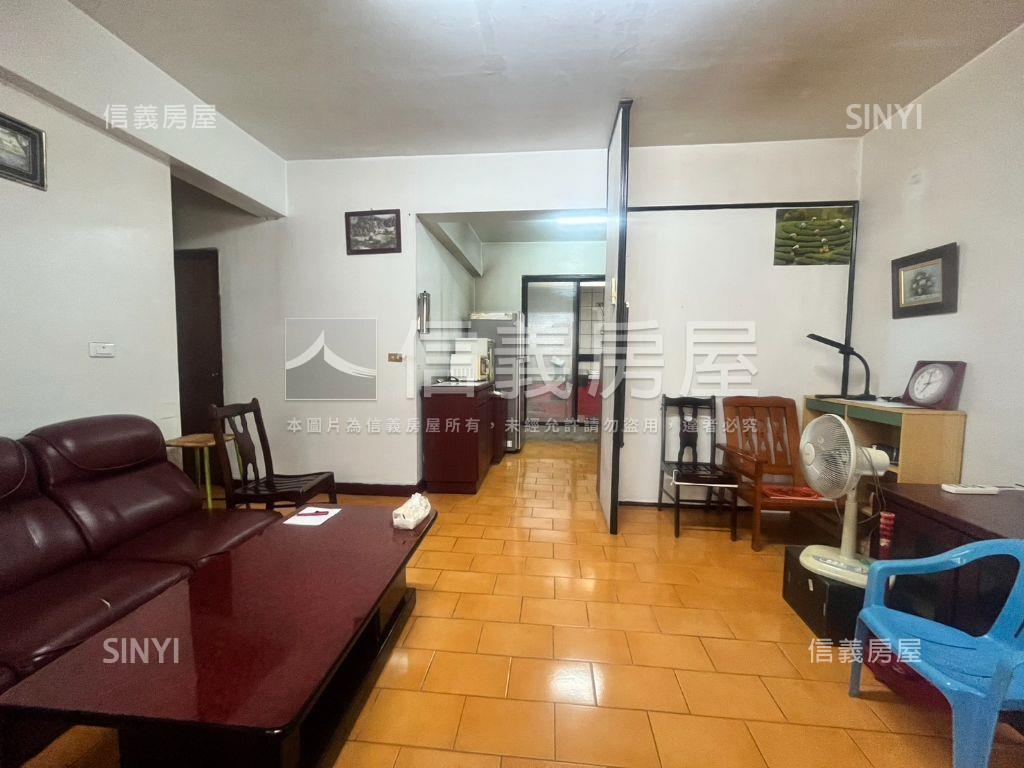 大成國小旁２樓公寓房屋室內格局與周邊環境
