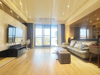 專．文山特區美四房雙平車