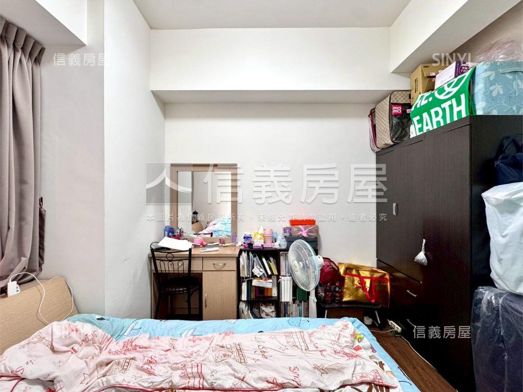 夯⭐輕屋齡低總價兩房車位房屋室內格局與周邊環境