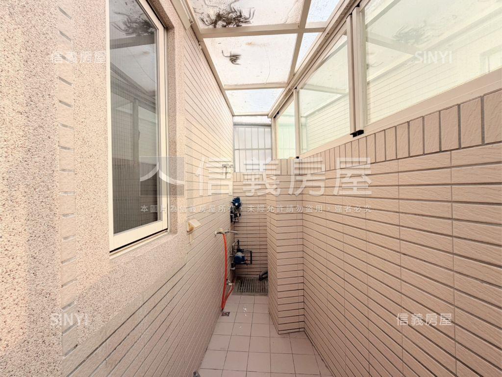 誠總建設｜近弘文雙車別墅房屋室內格局與周邊環境