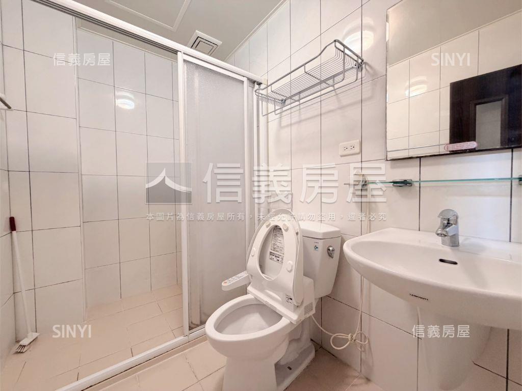 誠總建設｜近弘文雙車別墅房屋室內格局與周邊環境