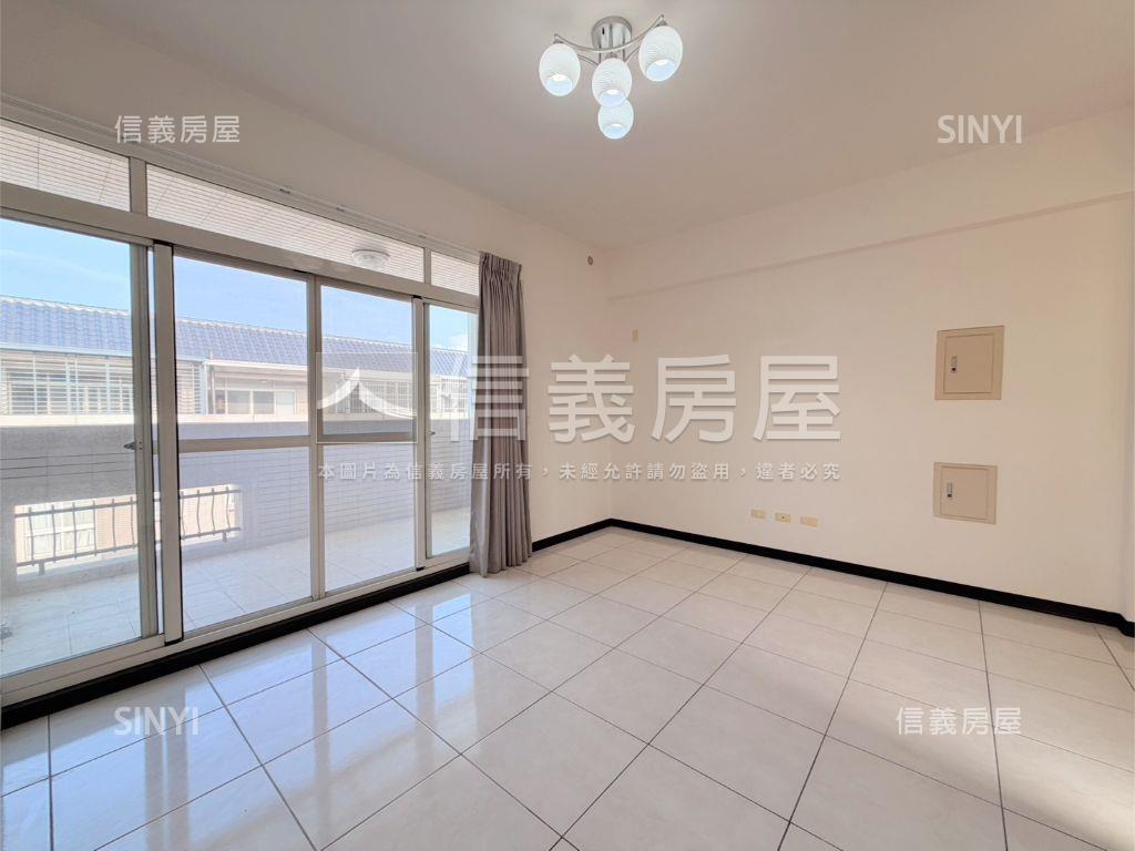 誠總建設｜近弘文雙車別墅房屋室內格局與周邊環境