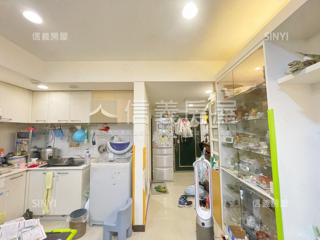 中山雙連‧電梯大空間房屋室內格局與周邊環境