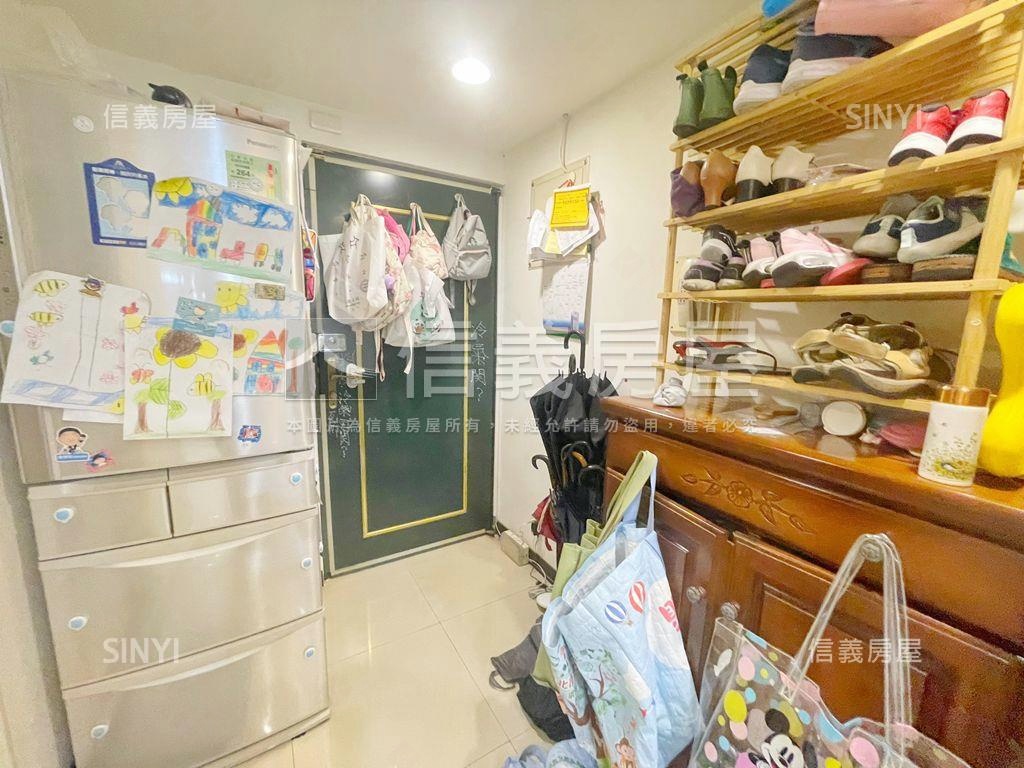 中山雙連‧電梯大空間房屋室內格局與周邊環境
