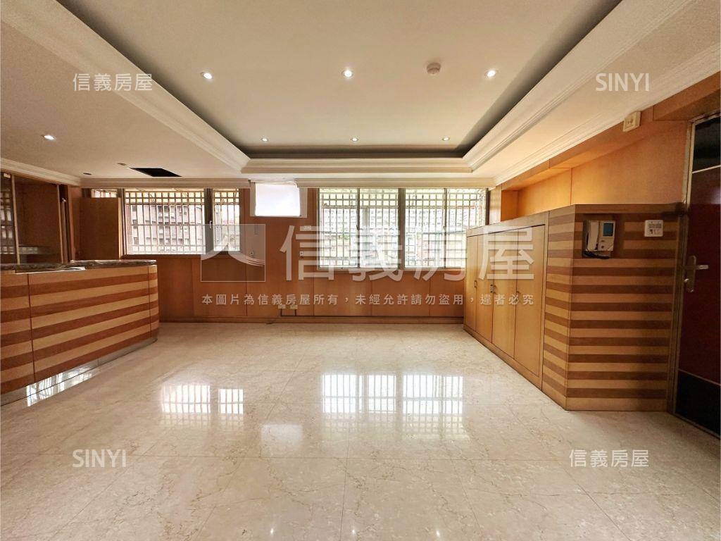 六合家園雙門牌樓中樓房屋室內格局與周邊環境