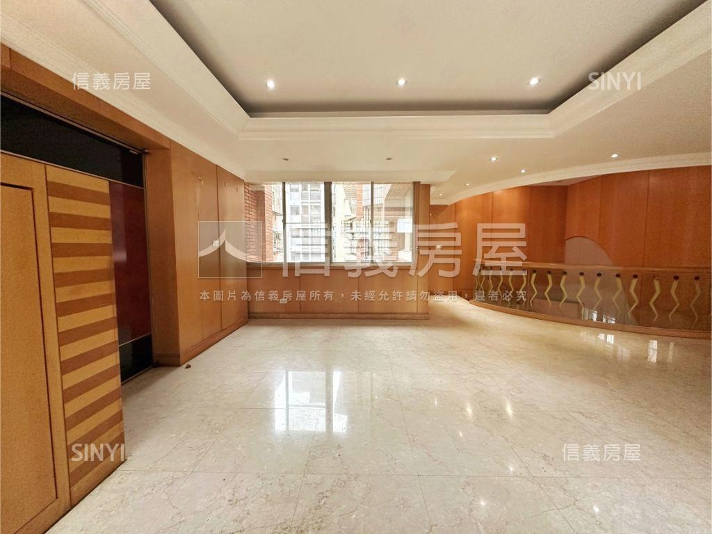 六合家園雙門牌樓中樓房屋室內格局與周邊環境