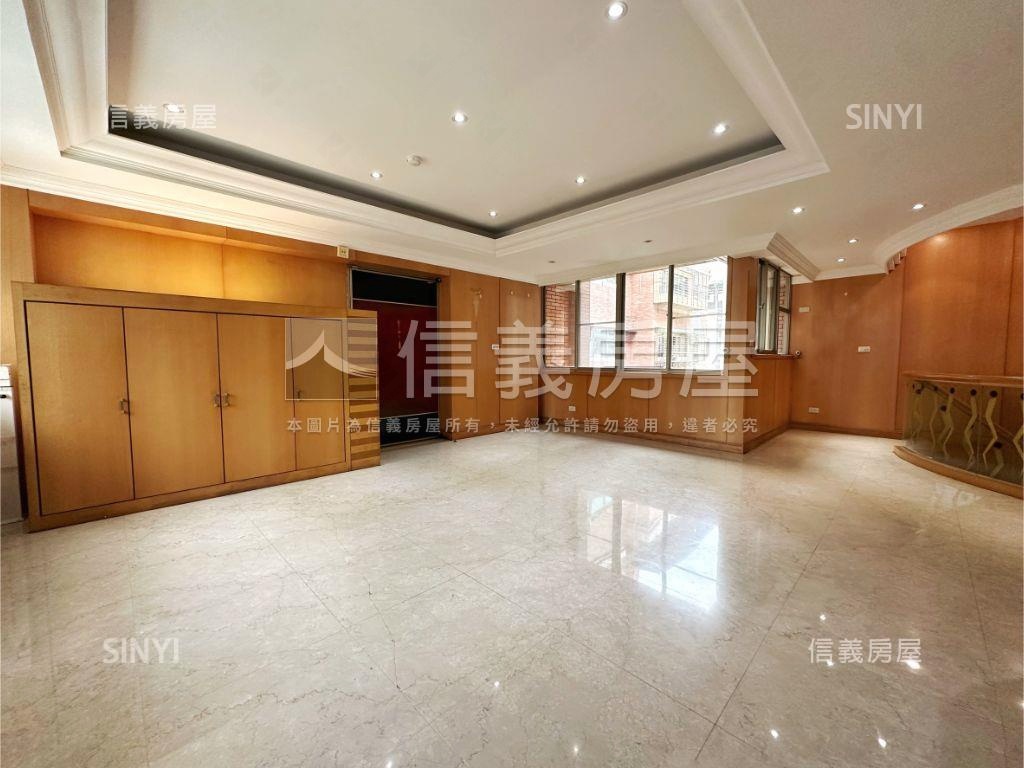 六合家園雙門牌樓中樓房屋室內格局與周邊環境