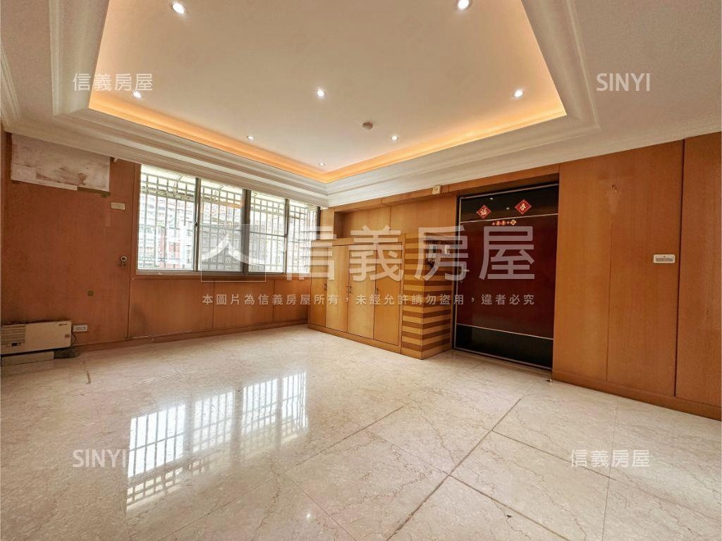 六合家園雙門牌樓中樓房屋室內格局與周邊環境