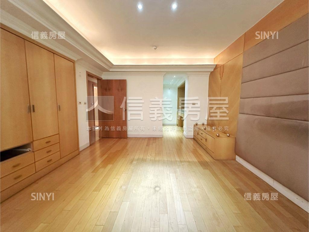 六合家園雙門牌樓中樓房屋室內格局與周邊環境