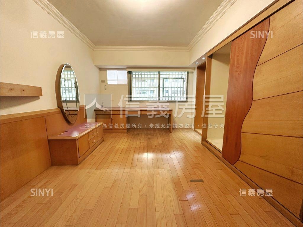 六合家園雙門牌樓中樓房屋室內格局與周邊環境