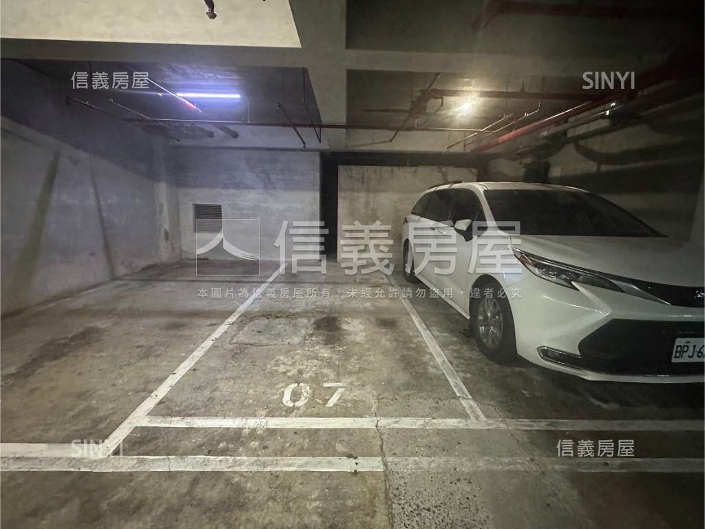 六合家園雙門牌樓中樓房屋室內格局與周邊環境