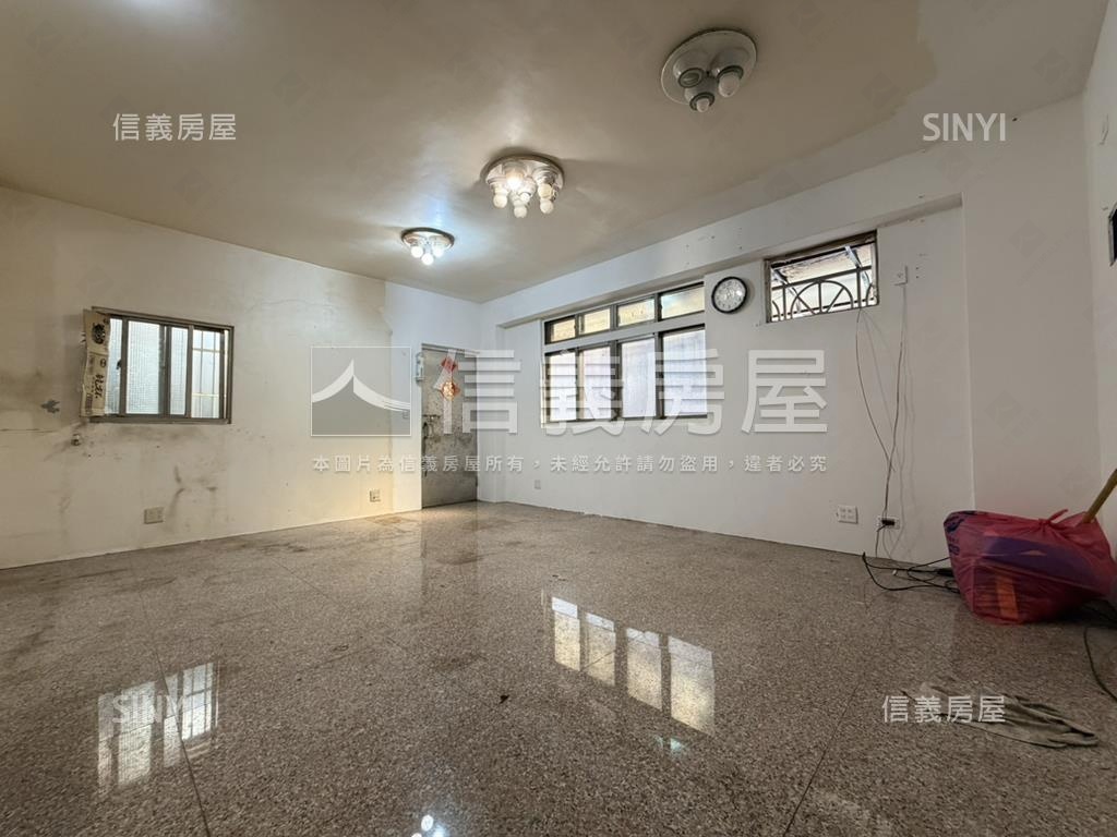 長壽街公寓二樓房屋室內格局與周邊環境