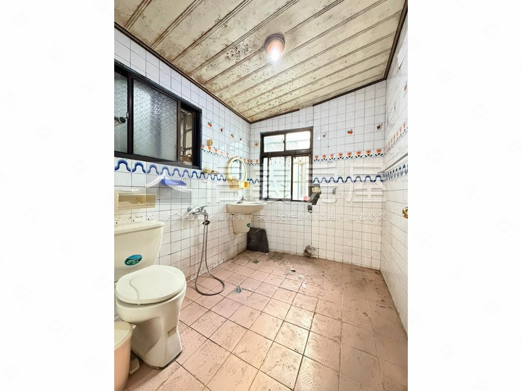 長壽街公寓二樓房屋室內格局與周邊環境