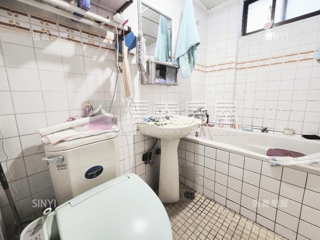 三輝白昀附近的公寓三樓房屋室內格局與周邊環境